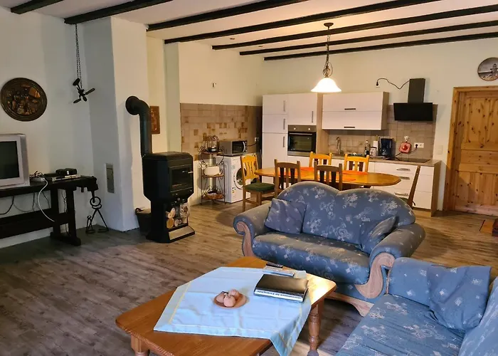 Zur Alten Schmiede Apartment